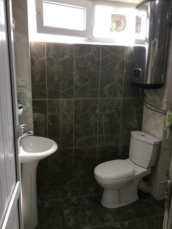 Apartment On Khinikadze 4 باتومي المظهر الخارجي الصورة